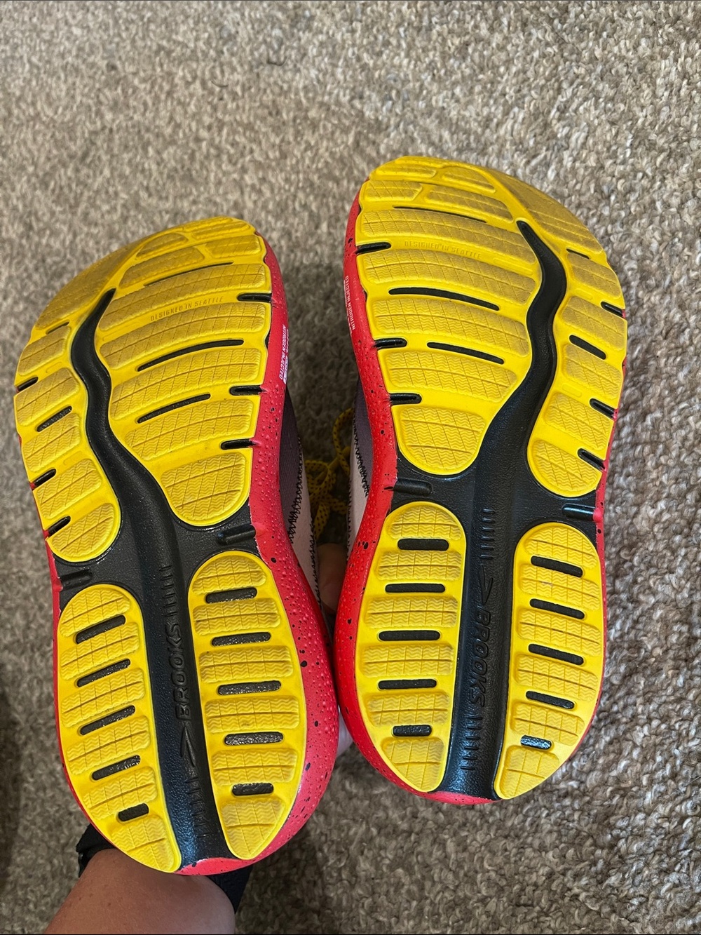 Brooks Women’s/Unisex Black Red Yellow Lace-Up Running Sneakers - Picture 5 of 6